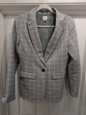 A New Day Plaid Blazer Size 8 | Gray Check One-Button Blazer